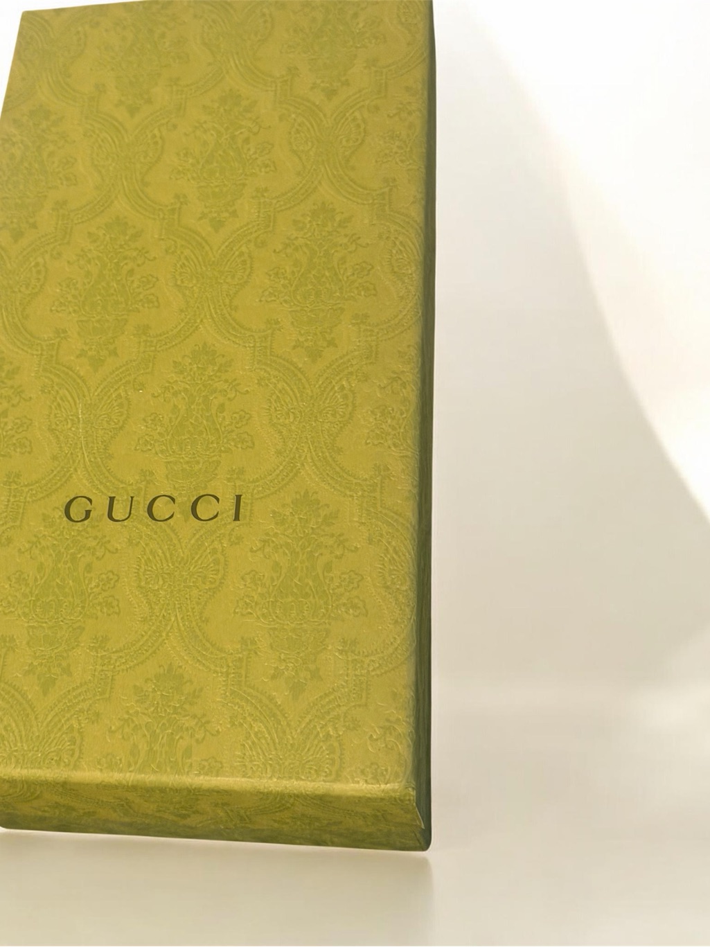 Gucci Mystic White Label Card With Barcode